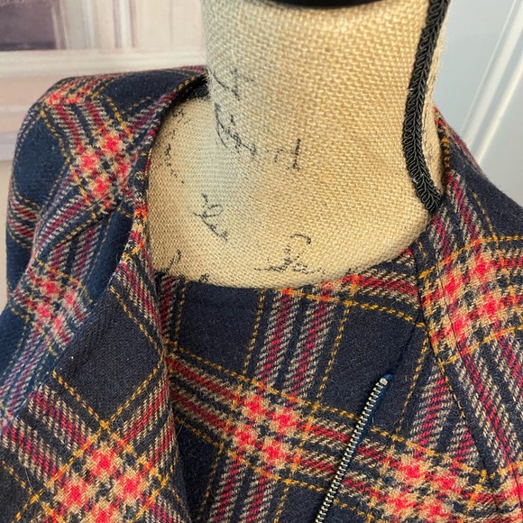 Brooks Brothers plaid jacket with asymmetrical zipper - Picture 7 of 7